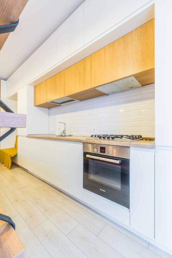 Amazing Luxury Aviatiei Apartment Bucharest Exterior photo